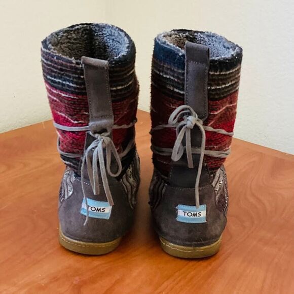 Tom's Nepal Boots Suede Wool Gray Red Fair Isle Mixed Woven Pull-on Size 8.5 - Picture 6 of 7